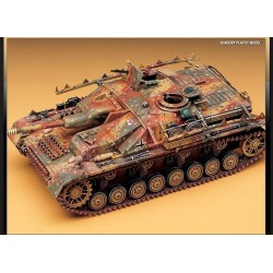 STURMGESCHUTZ SDKFZ. 167 75mm STUK 40L / 48 GUN + GERMAN ASSAULT GUN TANK