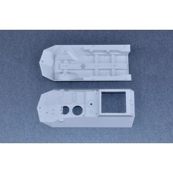 TRUMPETER 01506 CANADIAN HUSKY 6X6 AVGP (IMPROVED VERSION)