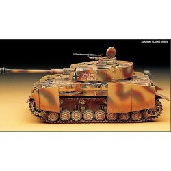 ACADEMY 13233 PANZER IV AUSF.H WITH ARMOR