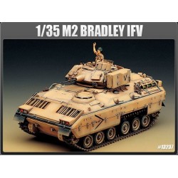 M2 BRADLEY U.S. ARMY INFANTRY FIGHTING VEHICLE