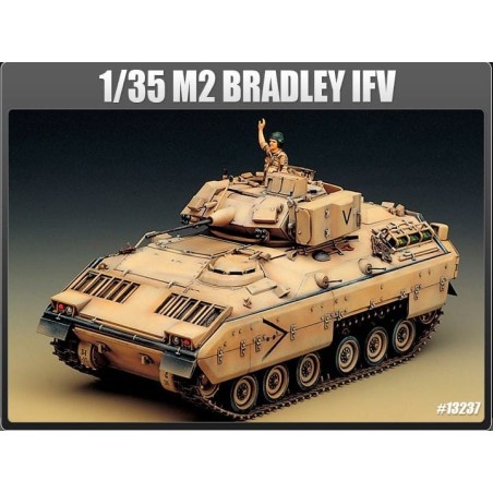M2 BRADLEY U.S. ARMY INFANTRY FIGHTING VEHICLE