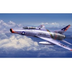 F-100 SUPER SABRE TRUMPETER 01648