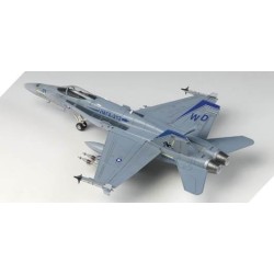 USMC F/A-18C "VMFA-212 LANCERS" ACADEMY 12411