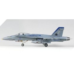 USMC F/A-18C "VMFA-212 LANCERS" ACADEMY 12411