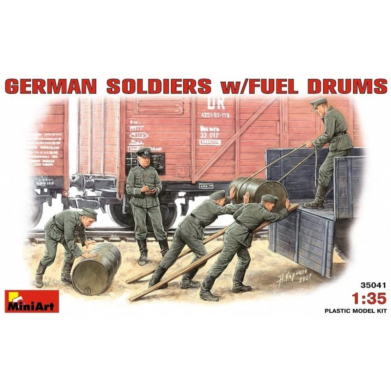 GERMAN SOLDIERS w/FUEL DRUMS