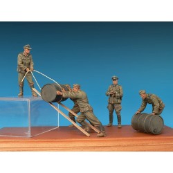 GERMAN SOLDIERS w/FUEL DRUMS