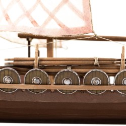DRAKKAR OSEBERG - Nave vikinga Siglo IX dC (Eslora 440 mm)