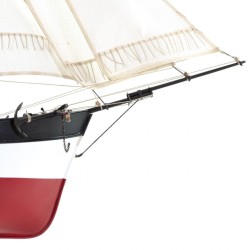 Q-Ship Hunter (Pirate Ship) 1:60
