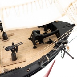 Q-Ship Hunter (Pirate Ship) 1:60