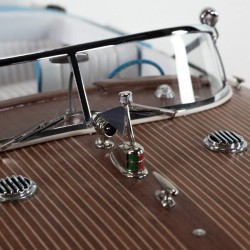 Runabout (tipo Aquarama) 1:10 (in legno)