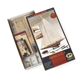 Endeavour madera con herramientas 1:80