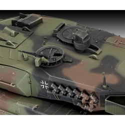 Revell 03281 Leopard 2 A6/A6NL