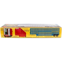 AMT/ERTL 1106 Wilson Livestock Van Trailer