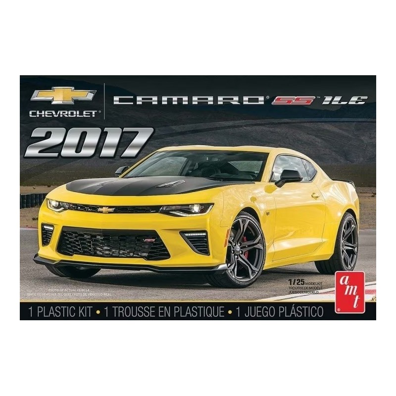 AMT/ERTL 1074 Chevrolet Camaro SS 1LE (2017)
