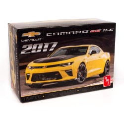 AMT/ERTL 1074 Chevrolet Camaro SS 1LE (2017)