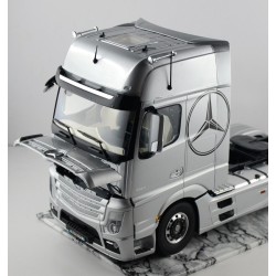 ITALERI 3905 Mercedes Benz Actros MP4 Gigaspace