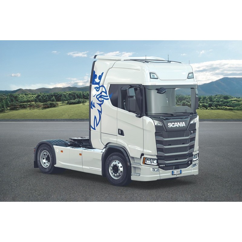 ITALERI 3965 Scania 770 S V8 "White Cab"