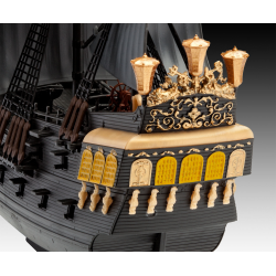 REVELL PERLA NEGRA EASY-CLICK SYSTEM