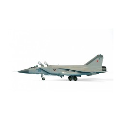 Kit 1/72 avion ruso MiG-31