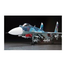Kit 1/72 Su-33 Flanker D -E35