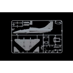 OA-4M SKYHAWK II