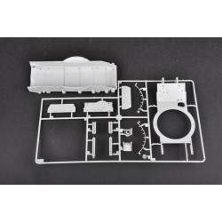 TRUMPETER 05541 SOVIET IT-1 MISSILE TANK